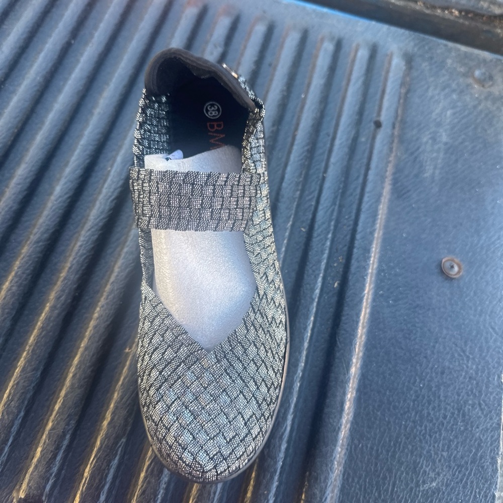 Bernie Mev Mary Jane Slip-On Shoe in Metallic Silver/Black New MSRP $70-$150